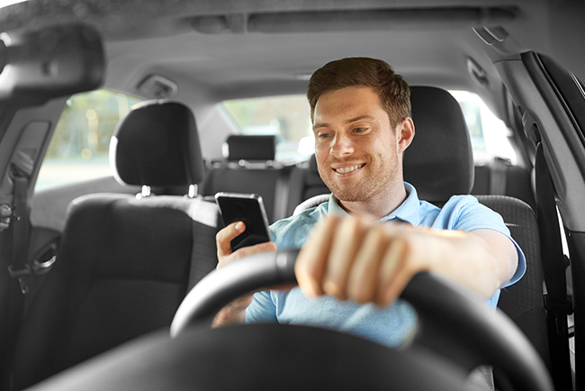 Ondanks risico&#39;s meer gebruik van smartphones in het verkeer